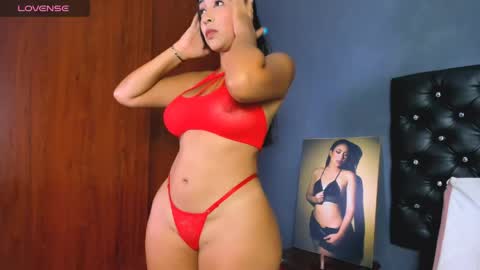 Snapshot of catalinamuss_ chatting on May 1, 5:17 pm Catalina online show from May 1, 5:17 pm