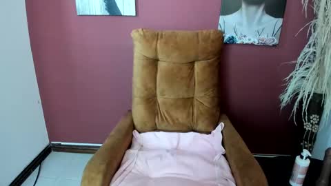    Catalina Scott   online show from February 19, 11:38 am