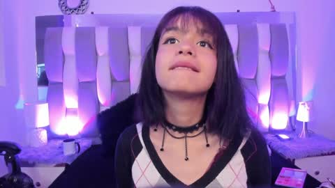 Cat  online show from December 12, 12:33 pm