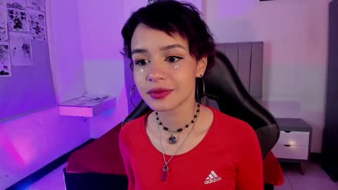 Cat  online show from January 25, 8:10 pm