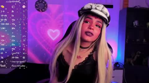 Cat  online show from February 14, 8:37 pm