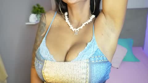 Snapshot of caterinezapataa chatting on December 27, 9:06 am Caterine Zapata online show from December 27, 9:06 am