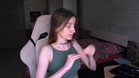 Snapshot of cath_dysphoria_ chatting on May 24, 9:58 am CATH online show from May 24, 9:58 am