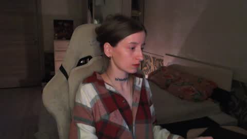 Snapshot of cath_dysphoria_ chatting on May 30, 7:22 pm CATH online show from May 30, 7:22 pm
