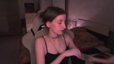 Snapshot of cath_dysphoria_ chatting on August 2, 9:46 pm CATH online show from August 2, 9:46 pm