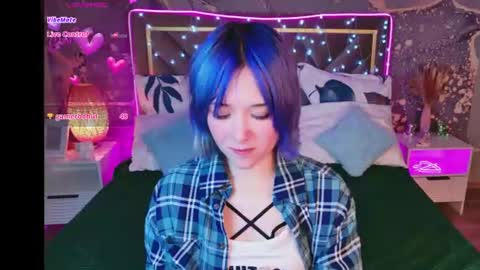 Snapshot of catharinejones chatting on June 11, 7:17 am KettieHi My name is Katie I love drawing and I can play the guitar. And love dancing online show from June 11, 7:17 am