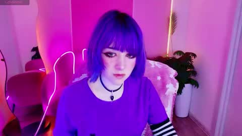 Snapshot of catharinejones chatting on June 19, 10:30 am KettieHi My name is Katie I love drawing and I can play the guitar. And love dancing online show from June 19, 10:30 am
