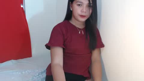 Snapshot of cathera121698 chatting on October 1, 12:49 am cathera121698 online show from October 1, 12:49 am