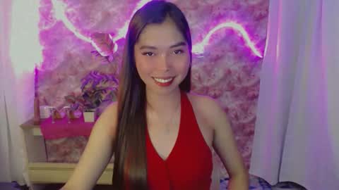 Snapshot of catherine_365 chatting on May 4, 7:21 pm catherine_365 online show from May 4, 7:21 pm