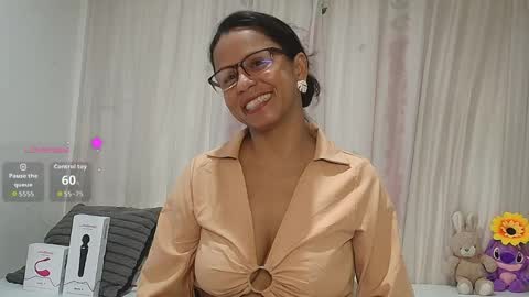 Snapshot of catherine_mature45 chatting on April 27, 6:28 pm Catherine online show from April 27, 6:28 pm