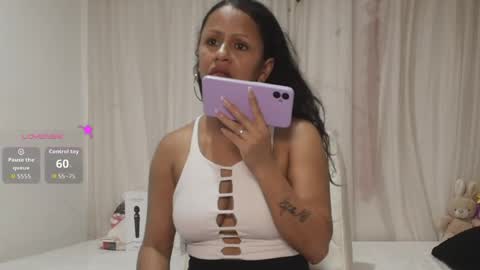 Snapshot of catherine_mature45 chatting on May 17, 11:23 pm Catherine online show from May 17, 11:23 pm