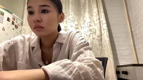 Snapshot of catherinepirs chatting on May 4, 2:46 pm catherinepirs online show from May 4, 2:46 pm