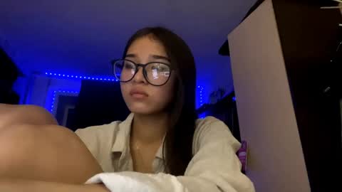 Snapshot of catherinepirs chatting on May 22, 3:06 pm catherinepirs online show from May 22, 3:06 pm