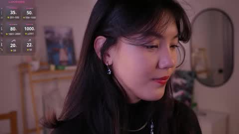 Lee online show from October 27, 5:17 pm