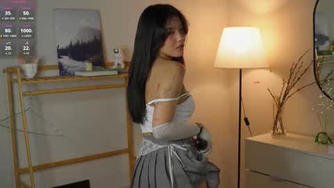 Lee online show from November 7, 4:18 pm