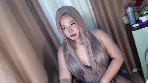 Snapshot of cathy_mendez chatting on May 5, 8:06 pm Cathy Mae online show from May 5, 8:06 pm