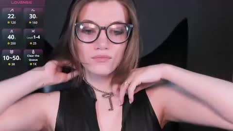 Snapshot of cathybarnes chatting on June 23, 7:06 am cathybarnes online show from June 23, 7:06 am
