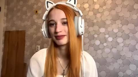 Snapshot of cathyhollands chatting on November 3, 7:20 am Amelia online show from November 3, 7:20 am