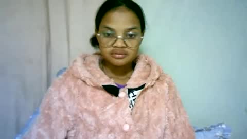 Snapshot of cathyxlisa chatting on June 23, 9:40 am CathyXLisa online show from June 23, 9:40 am