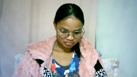 Snapshot of cathyxlisa chatting on July 10, 8:29 am CathyXLisa online show from July 10, 8:29 am