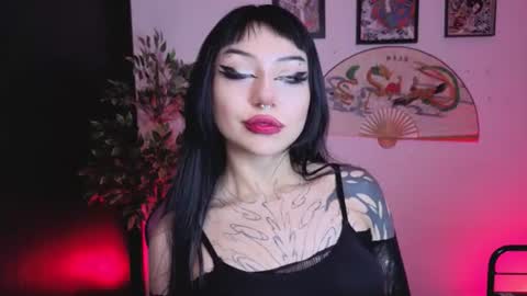 Snapshot of cati_petite chatting on July 29, 4:10 am Cati help me reach my goal of 100 thumbs up again 3 online show from July 29, 4:10 am
