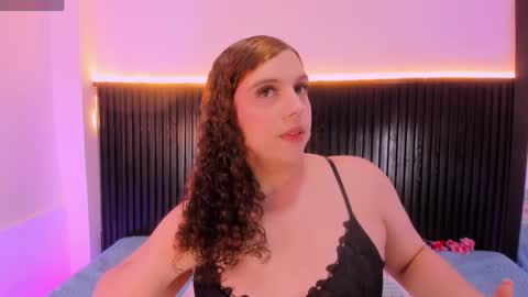 Catleya  Noire online show from April 20, 10:22 pm