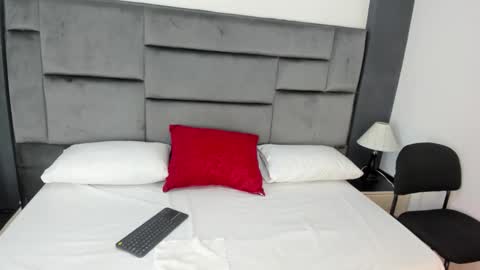 Catleya online show from December 16, 11:48 am