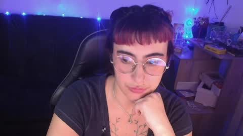 im MIA  -Independent Model  MY OF is catsito3 online show from March 27, 5:13 am