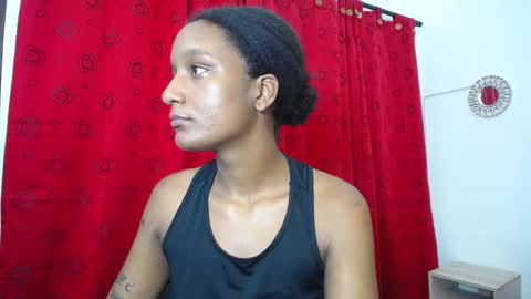 Snapshot of cattleya_hotgirl chatting on December 31, 10:04 am Cattleya online show from December 31, 10:04 am