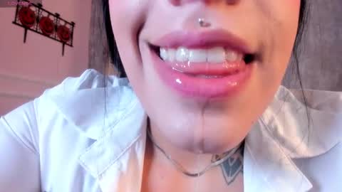 Cattleya  online show from October 7, 1:52 pm