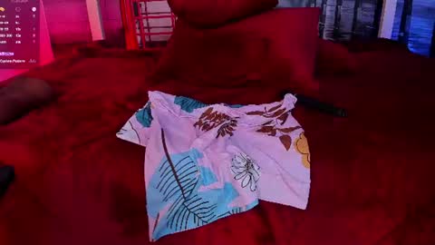 Snapshot of caty_sex4u chatting on July 28, 2:13 pm caty online show from July 28, 2:13 pm
