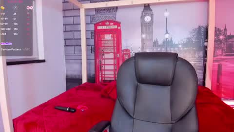 Snapshot of caty_sex4u chatting on July 31, 10:25 am caty online show from July 31, 10:25 am