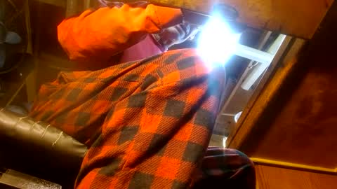 Snapshot of caughtnaked chatting on December 29, 6:16 pm caughtnaked online show from December 29, 6:16 pm