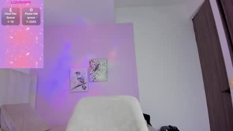 Cay online show from November 18, 12:31 pm