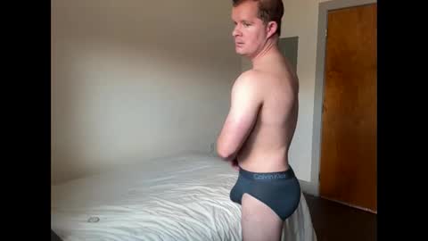 Snapshot of cb_avery chatting on May 24, 8:36 pm Avery online show from May 24, 8:36 pm