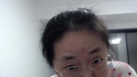 Snapshot of cbz112233 chatting on February 14, 2:12 pm ANNYANNY online show from February 14, 2:12 pm