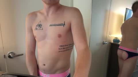 Snapshot of cchadnextdoor25 chatting on October 29, 5:36 pm Chad online show from October 29, 5:36 pm