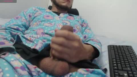 Snapshot of cclcg2017 chatting on March 7, 4:09 am Elmandamas online show from March 7, 4:09 am