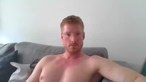 Snapshot of ccloser87 chatting on May 14, 2:57 pm ccloser87 online show from May 14, 2:57 pm
