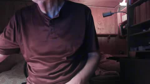 Snapshot of cd_99 chatting on February 6, 9:40 pm cd_99 online show from February 6, 9:40 pm