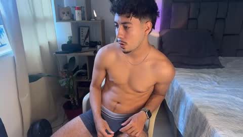 Snapshot of cdcanon chatting on October 19, 9:04 pm Carlos online show from October 19, 9:04 pm