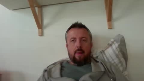 Snapshot of cebcool chatting on October 1, 7:58 am Sb online show from October 1, 7:58 am