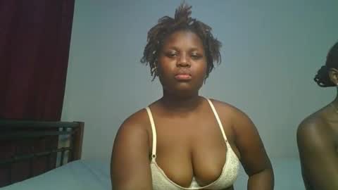 ceepretty25 online show from February 5, 10:36 pm