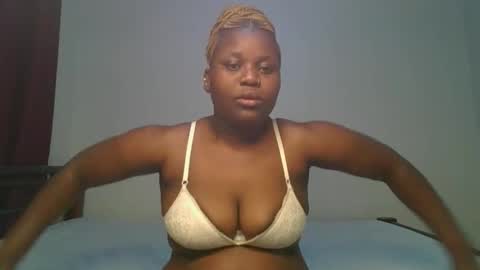 ceepretty25 online show from February 21, 11:50 pm