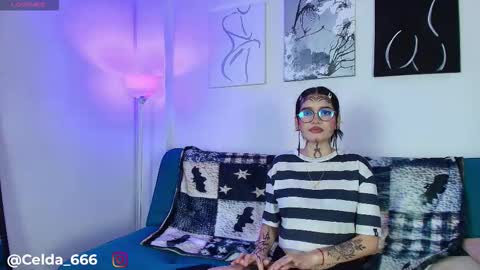 Snapshot of celda_666 chatting on February 5, 3:33 am Zelda online show from February 5, 3:33 am