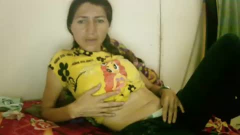 Snapshot of celeste198694 chatting on May 8, 8:36 pm celeste198694 online show from May 8, 8:36 pm