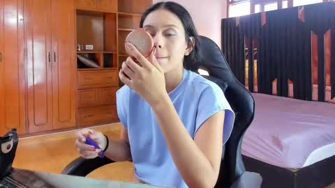 SARA  online show from December 16, 6:35 pm