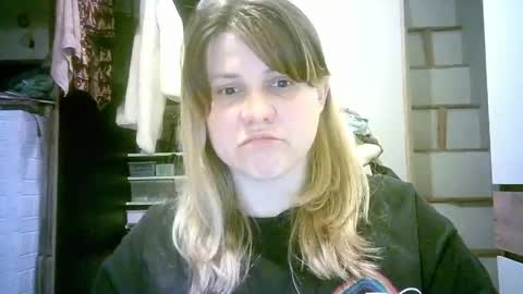 celeste_naughty_ online show from April 17, 11:57 am