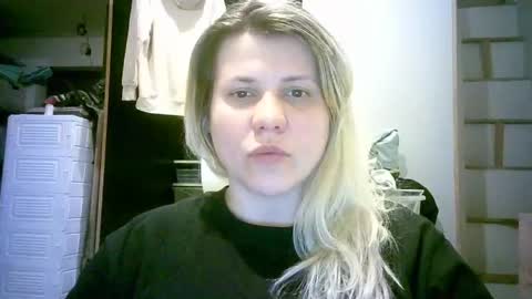 celeste_naughty_ online show from May 25, 11:16 am