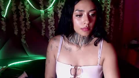 Snapshot of celeste_owen18 chatting on March 1, 9:07 am celeste owen18 online show from March 1, 9:07 am